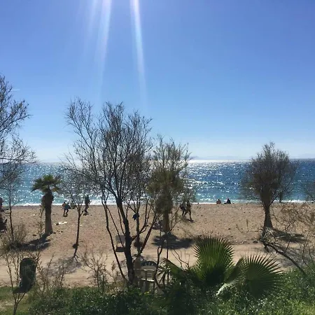 La Vie En Rose Studio,close To Beach, Paleo Faliro * Athene