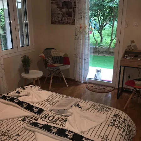 Appartement La Vie En Rose Studio,close To Beach, Paleo Faliro *